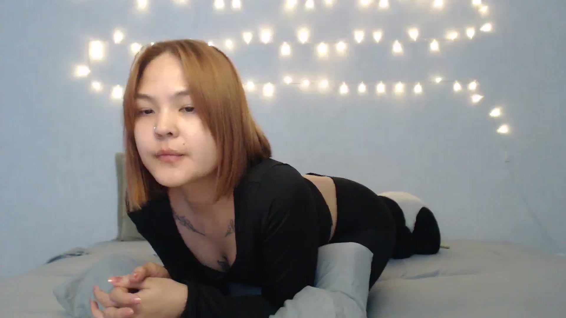 Gallery image thumbnail from Kylie_X's myfreecams stream on, 03/13/2024, 08:13 image 15 of 20