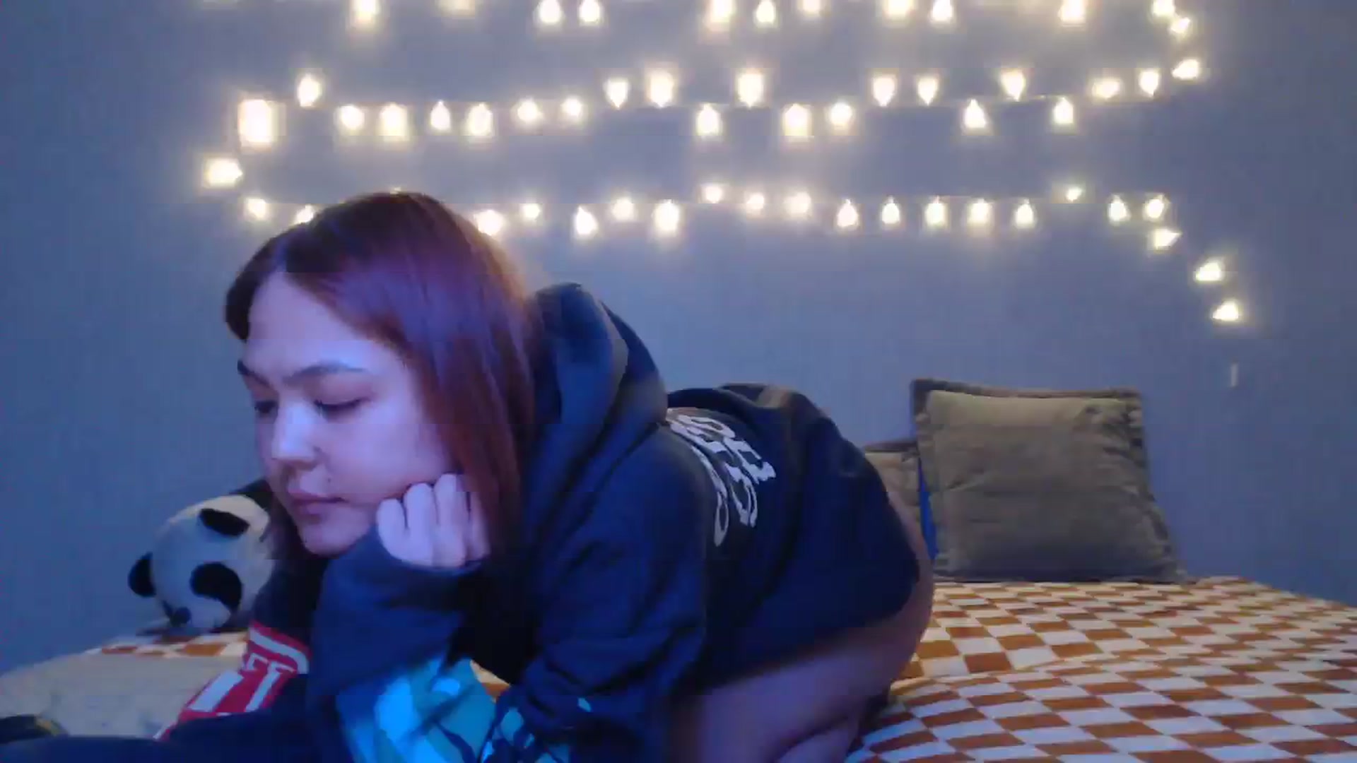Gallery image thumbnail from Kylie_X's myfreecams stream on, 03/13/2024, 14:45 image 18 of 20