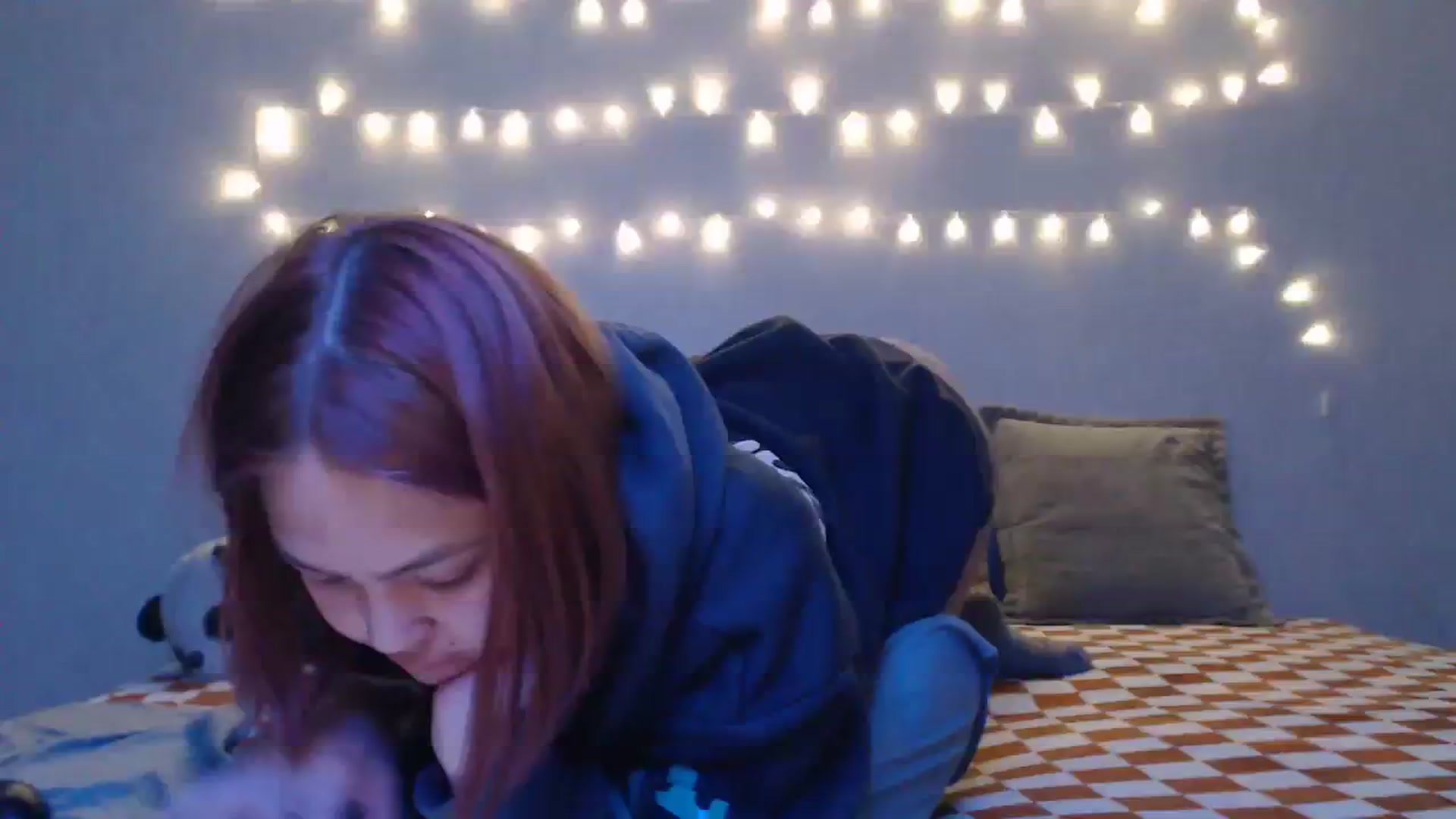 Gallery image thumbnail from Kylie_X's myfreecams stream on, 03/13/2024, 14:45 image 8 of 20