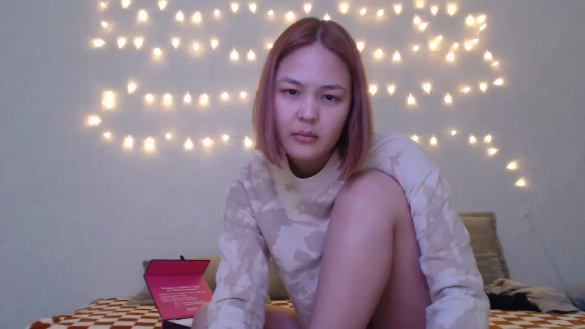 Gallery image thumbnail from Kylie_X's myfreecams stream on, 03/16/2024, 11:17 image 5 of 20