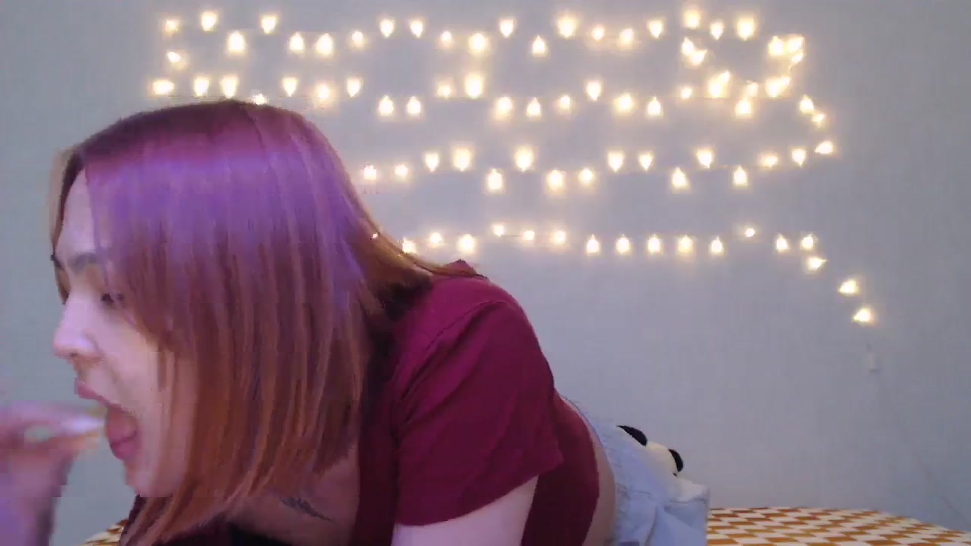 Gallery image thumbnail from Kylie_X's myfreecams stream on, 03/18/2024, 14:26 image 8 of 20
