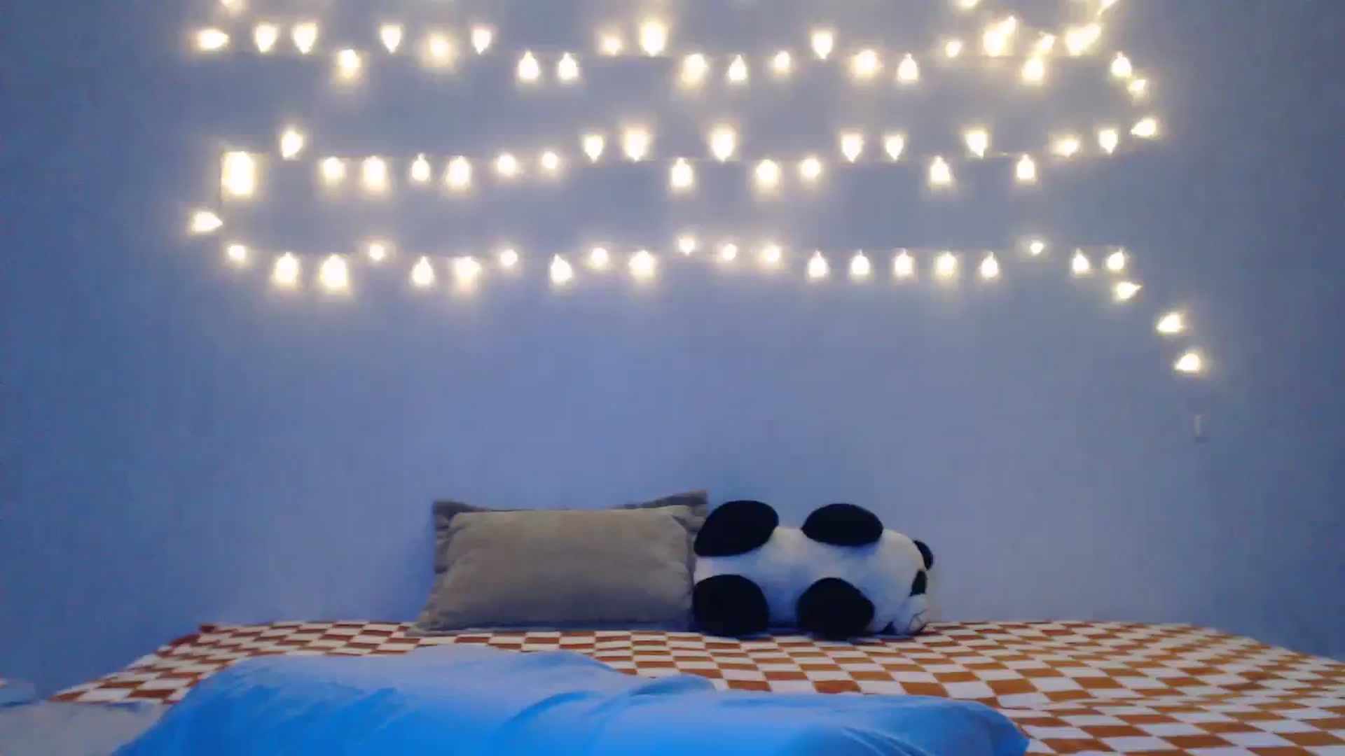 Gallery image thumbnail from Kylie_X's myfreecams stream on, 03/18/2024, 15:22 image 19 of 20