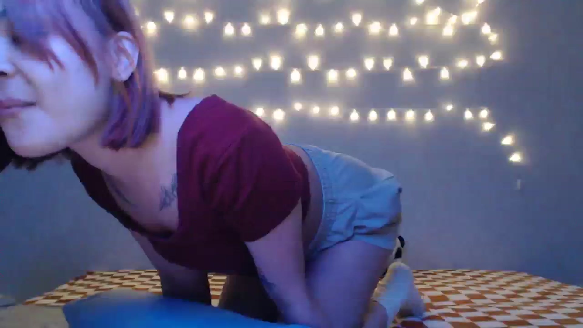 Gallery image thumbnail from Kylie_X's myfreecams stream on, 03/18/2024, 15:22 image 17 of 20