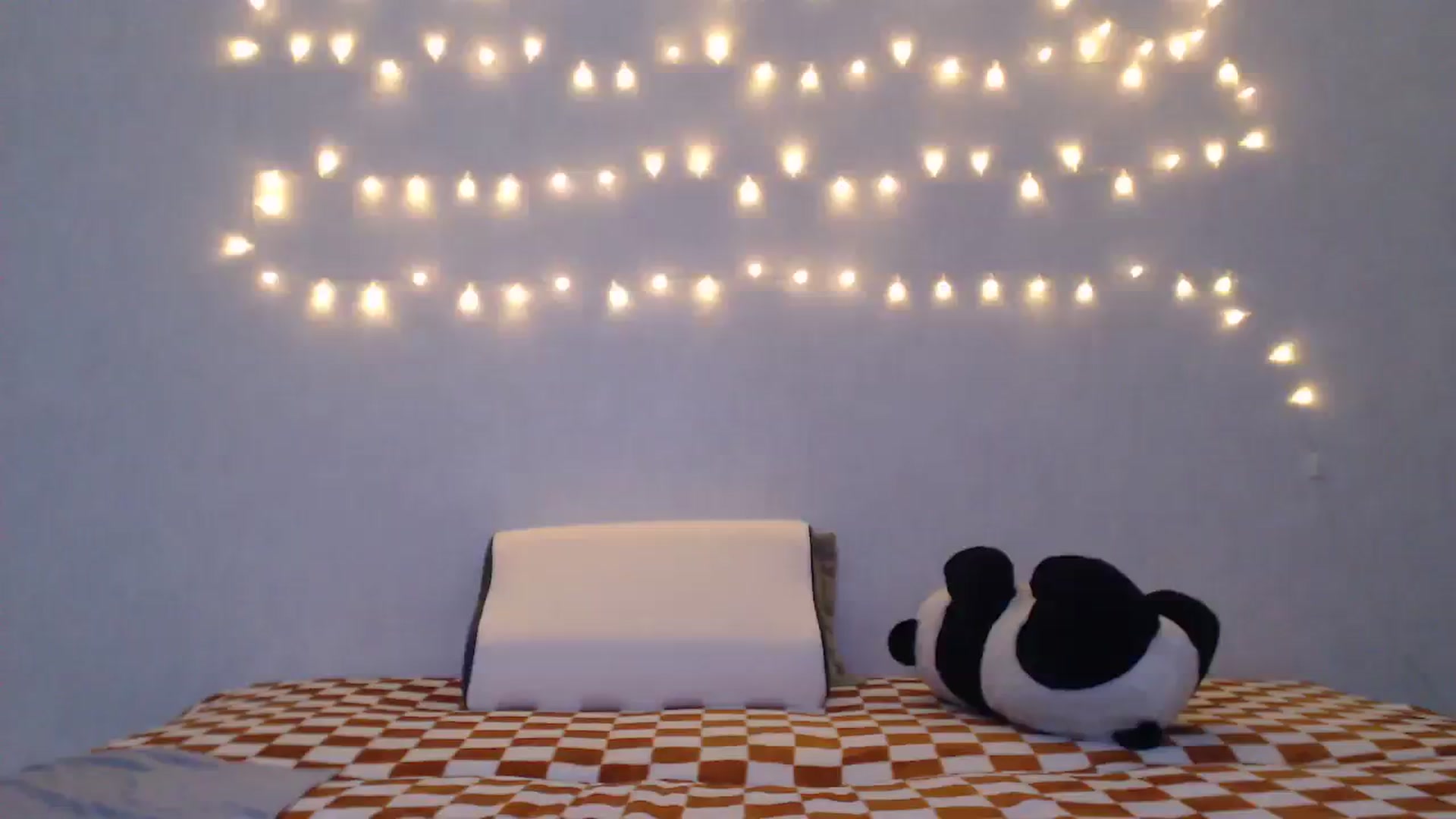 Gallery image thumbnail from Kylie_X's myfreecams stream on, 03/19/2024, 14:04 image 1 of 20