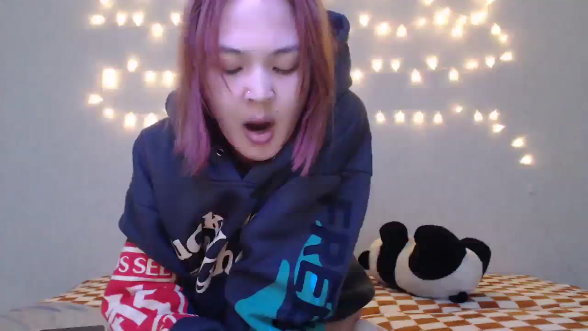 Gallery image thumbnail from Kylie_X's myfreecams stream on, 03/19/2024, 14:04 image 16 of 20
