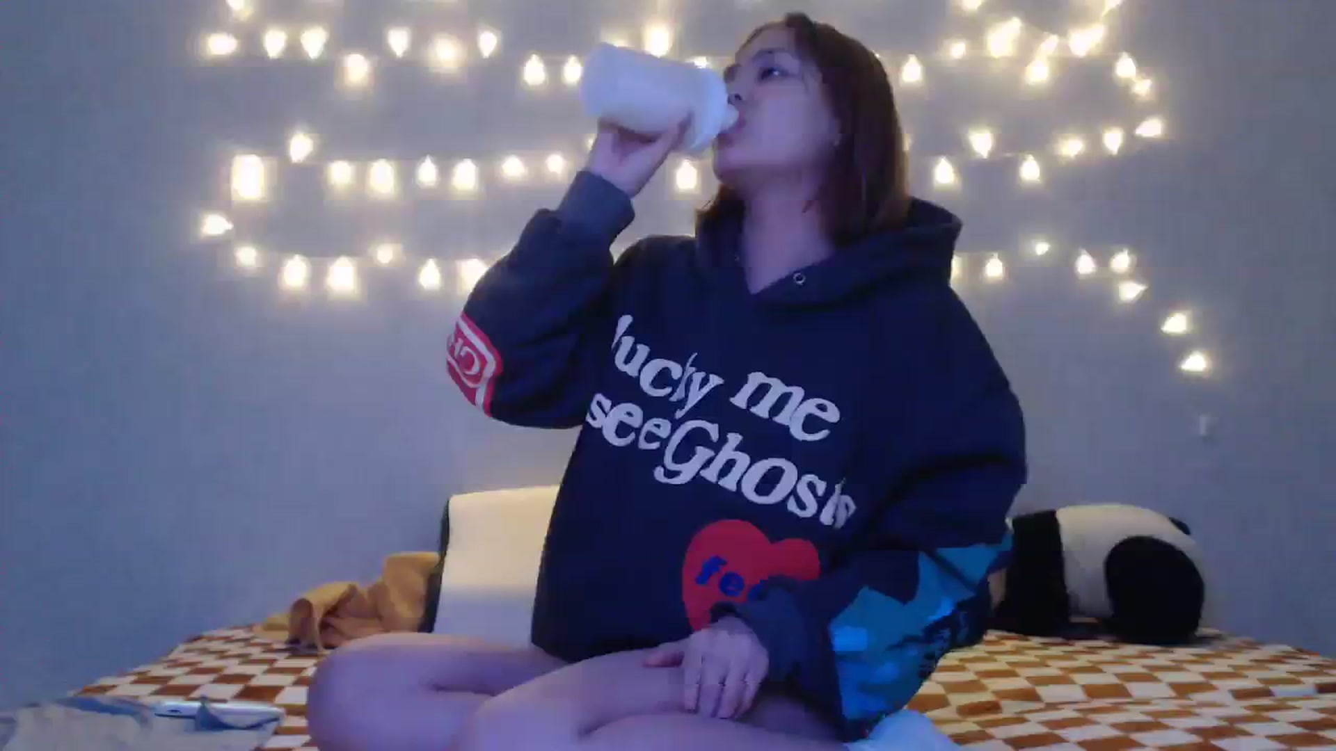 Gallery image thumbnail from Kylie_X's myfreecams stream on, 03/19/2024, 15:39 image 4 of 20
