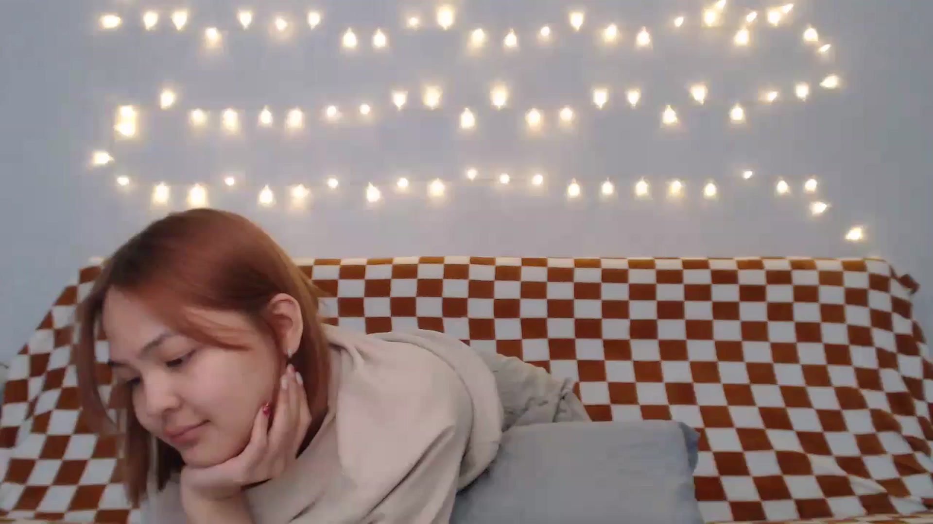Gallery image thumbnail from Kylie_X's myfreecams stream on, 03/21/2024, 13:14 image 14 of 20