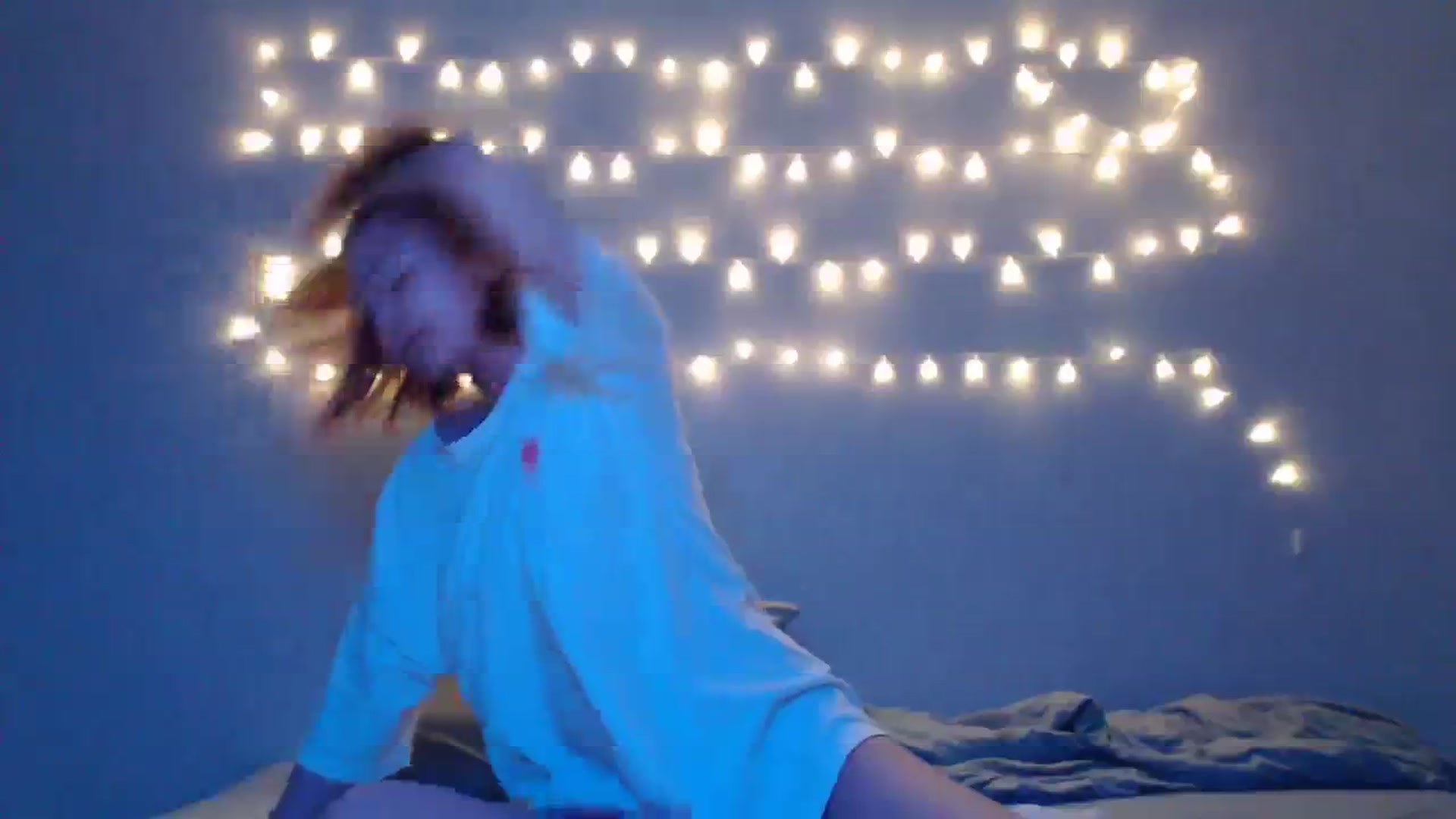 Gallery image thumbnail from Kylie_X's myfreecams stream on, 03/26/2024, 16:27 image 12 of 20