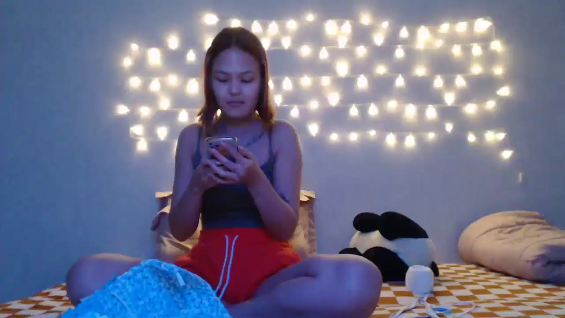 Gallery image thumbnail from Kylie_X's myfreecams stream on, 07/03/2024, 17:13 image 18 of 20