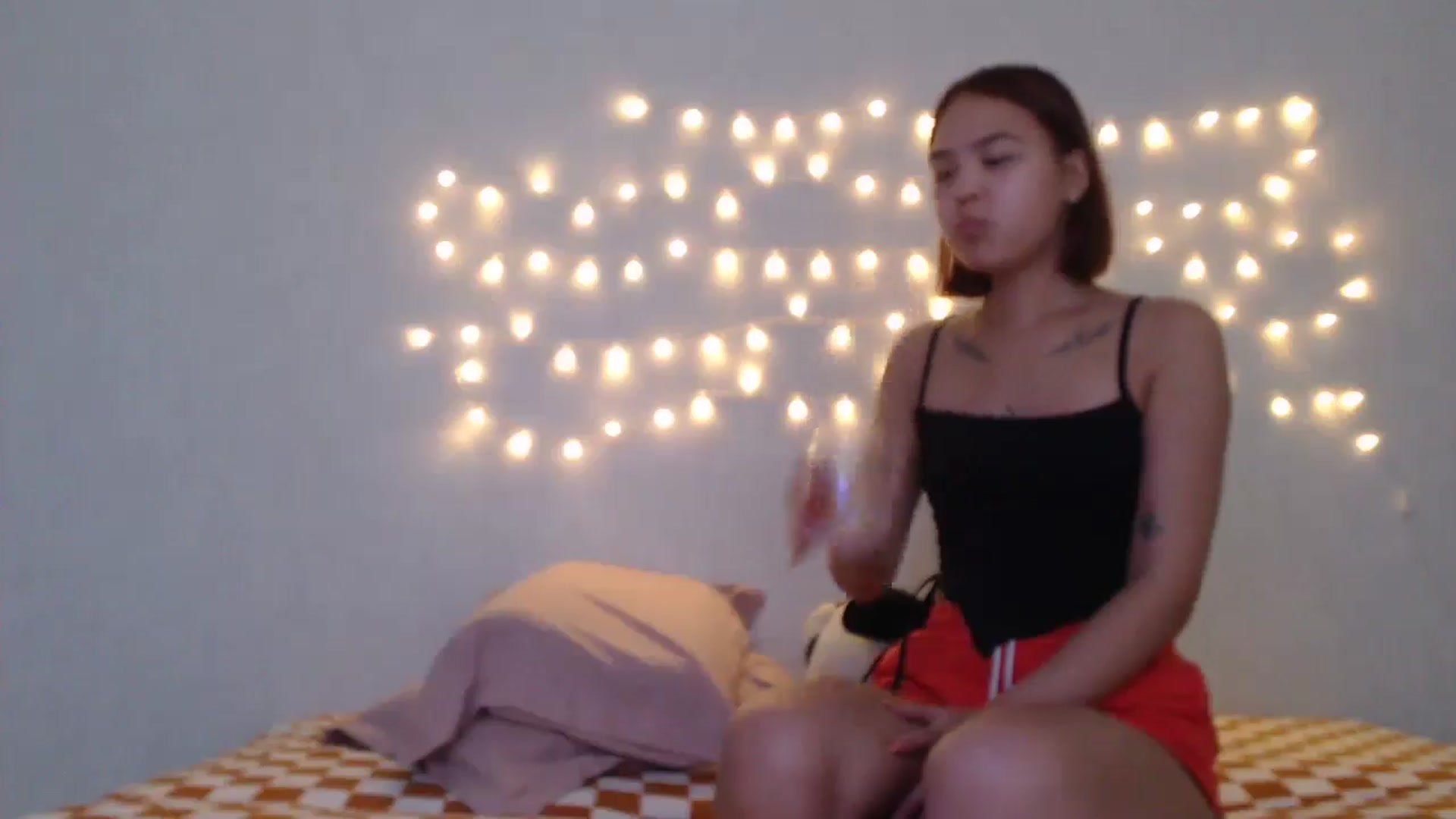 Gallery image thumbnail from Kylie_X's myfreecams stream on, 09/01/2024, 13:18 image 11 of 20