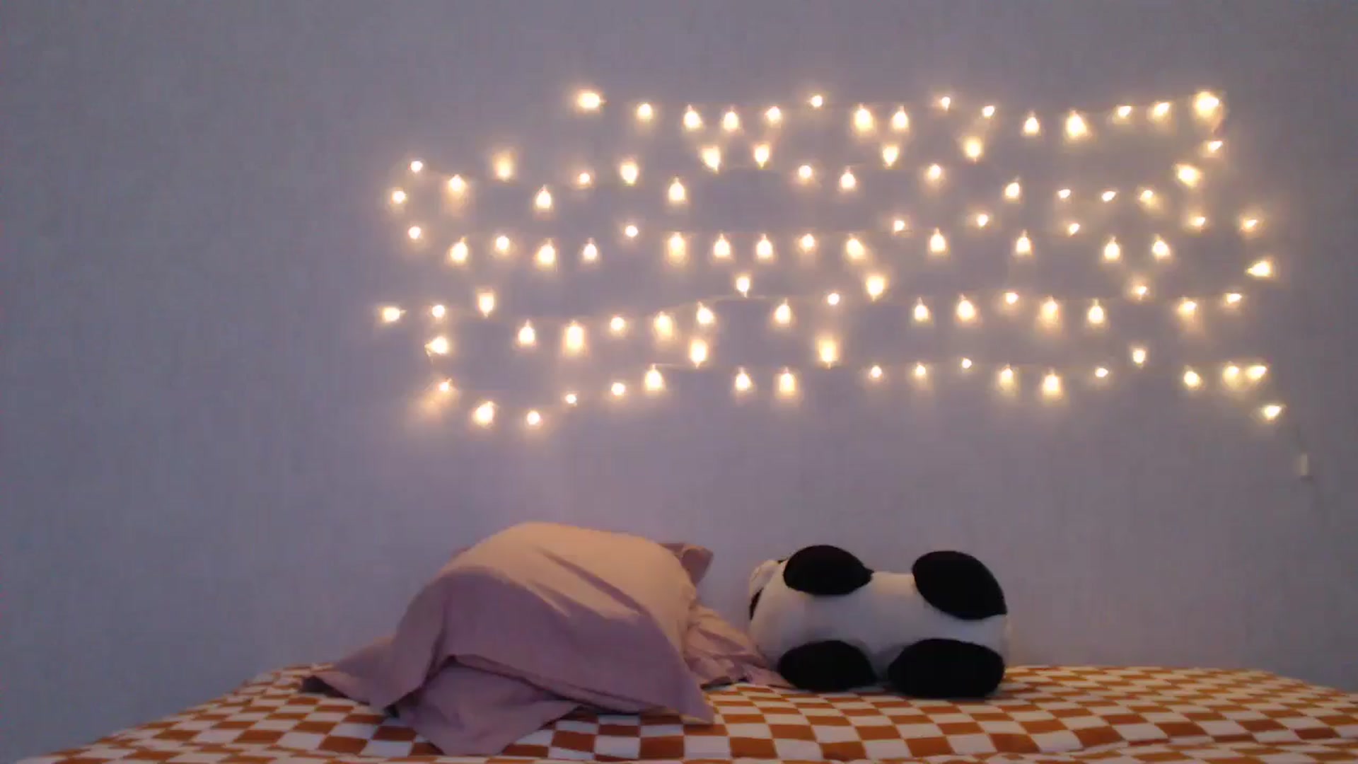 Gallery image thumbnail from Kylie_X's myfreecams stream on, 09/01/2024, 13:18 image 12 of 20