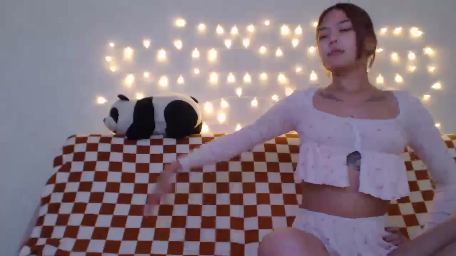 Gallery image thumbnail from Kylie_X's myfreecams stream on, 09/10/2024, 14:31 image 7 of 20