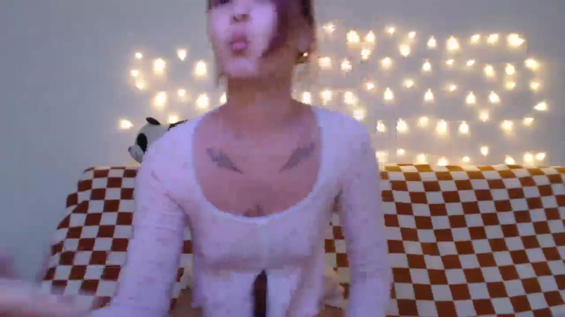Gallery image thumbnail from Kylie_X's myfreecams stream on, 09/10/2024, 14:53 image 7 of 20