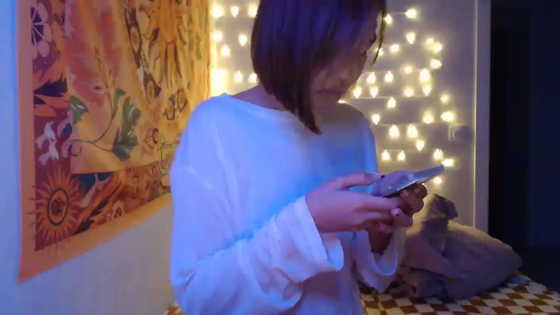 Gallery image thumbnail from Kylie_X's myfreecams stream on, 12/19/2024, 16:01 image 14 of 20