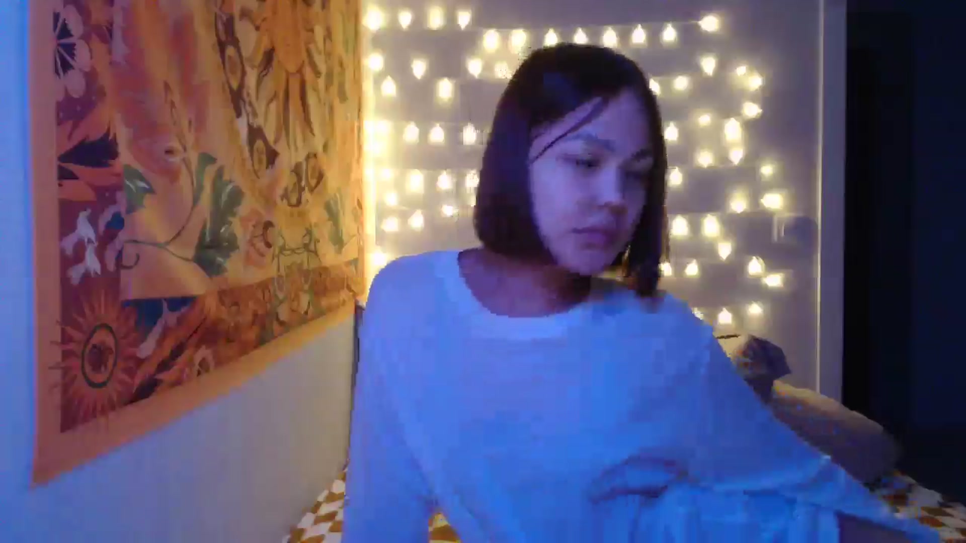 Gallery image thumbnail from Kylie_X's myfreecams stream on, 12/19/2024, 16:01 image 6 of 20
