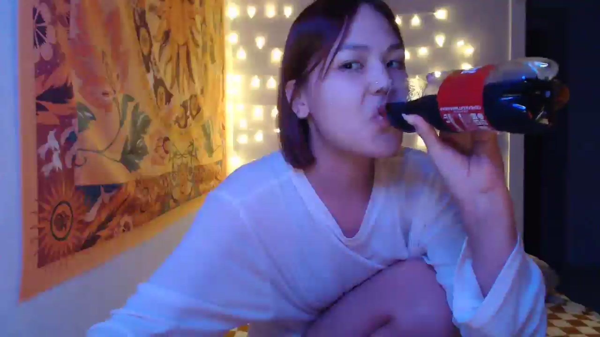 Gallery image thumbnail from Kylie_X's myfreecams stream on, 12/19/2024, 16:01 image 4 of 20