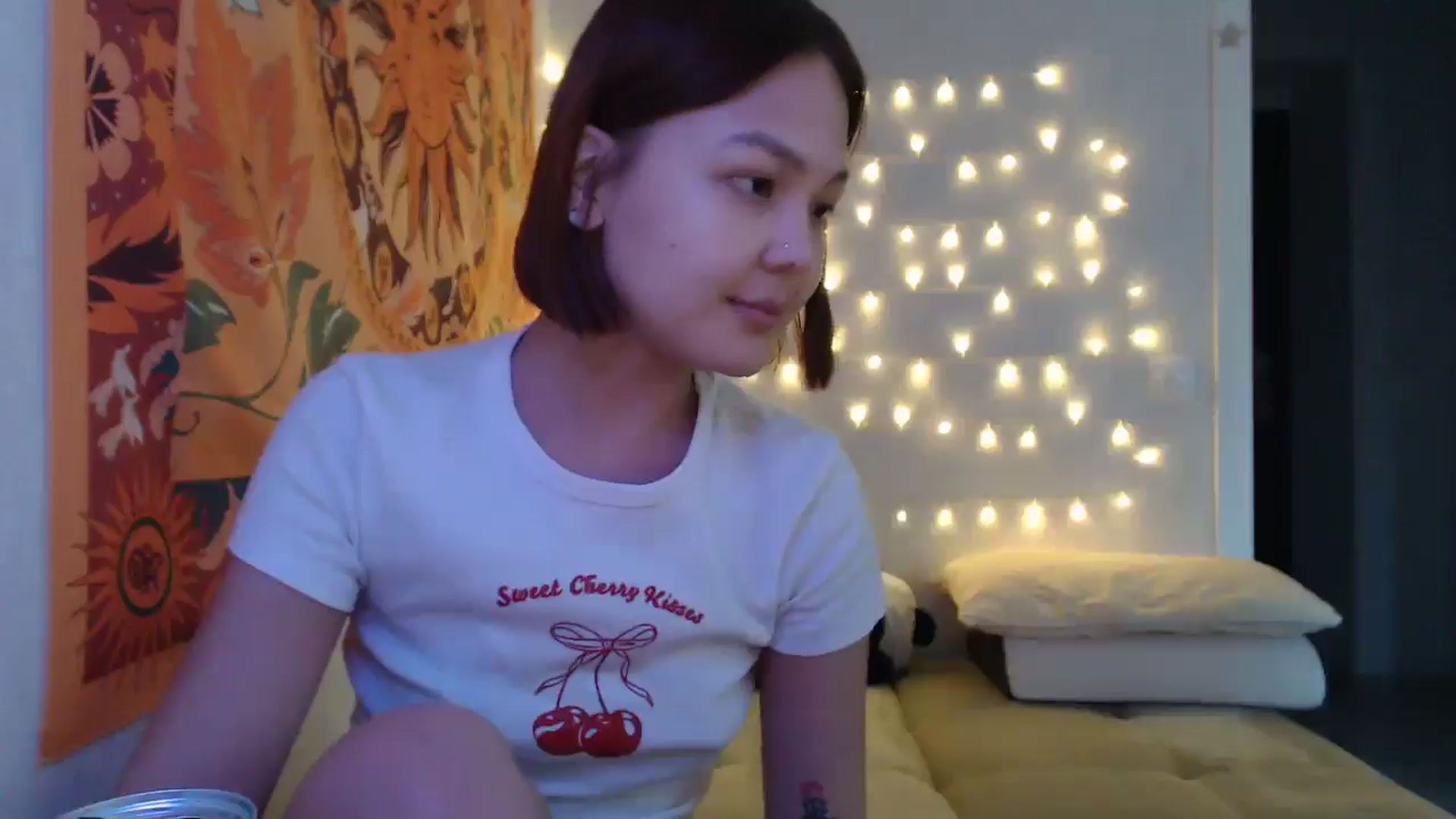 Gallery image thumbnail from Kylie_X's myfreecams stream on, 12/20/2024, 10:06 image 7 of 20