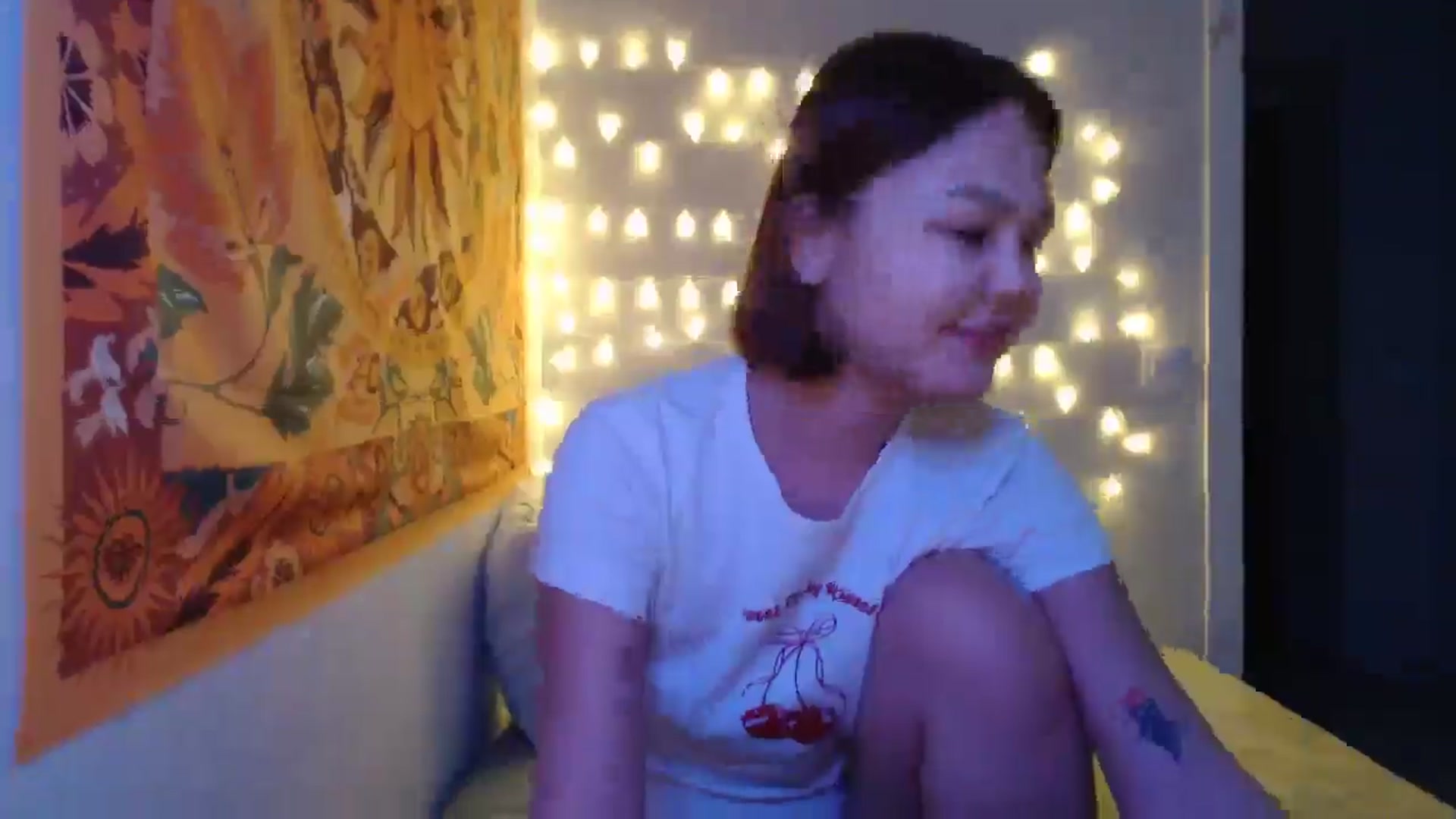 Gallery image thumbnail from Kylie_X's myfreecams stream on, 12/20/2024, 13:31 image 2 of 20