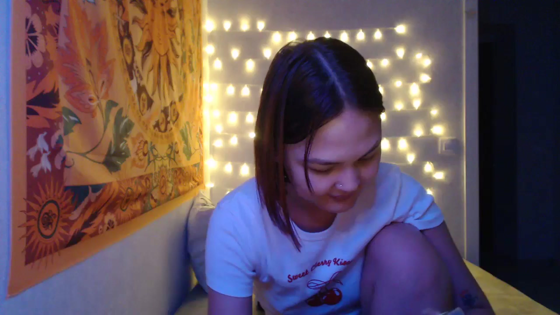 Gallery image thumbnail from Kylie_X's myfreecams stream on, 12/20/2024, 13:53 image 6 of 20