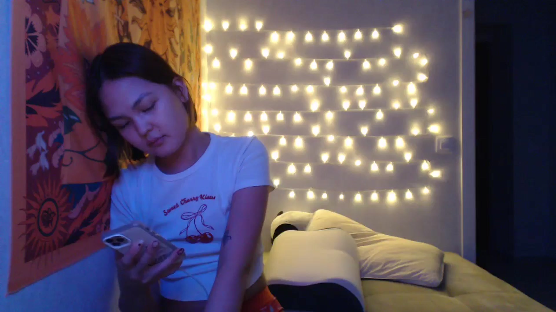 Gallery image thumbnail from Kylie_X's myfreecams stream on, 12/20/2024, 13:53 image 9 of 20