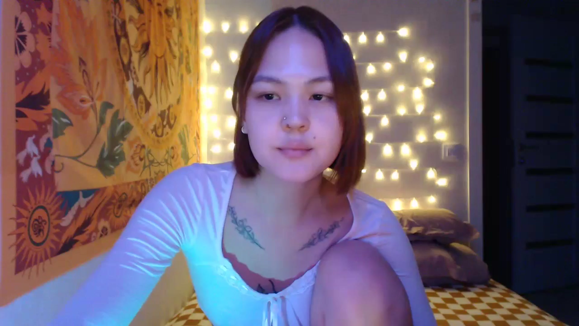 Gallery image thumbnail from Kylie_X's myfreecams stream on, 12/24/2024, 18:58 image 14 of 20