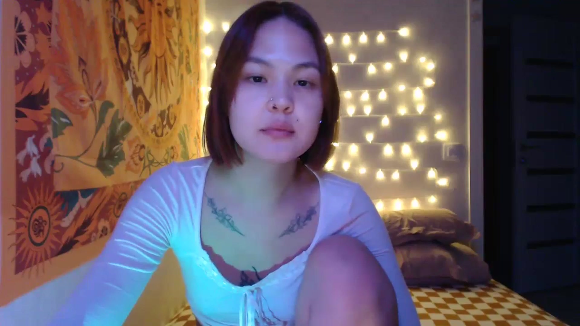 Gallery image thumbnail from Kylie_X's myfreecams stream on, 12/24/2024, 18:58 image 8 of 20