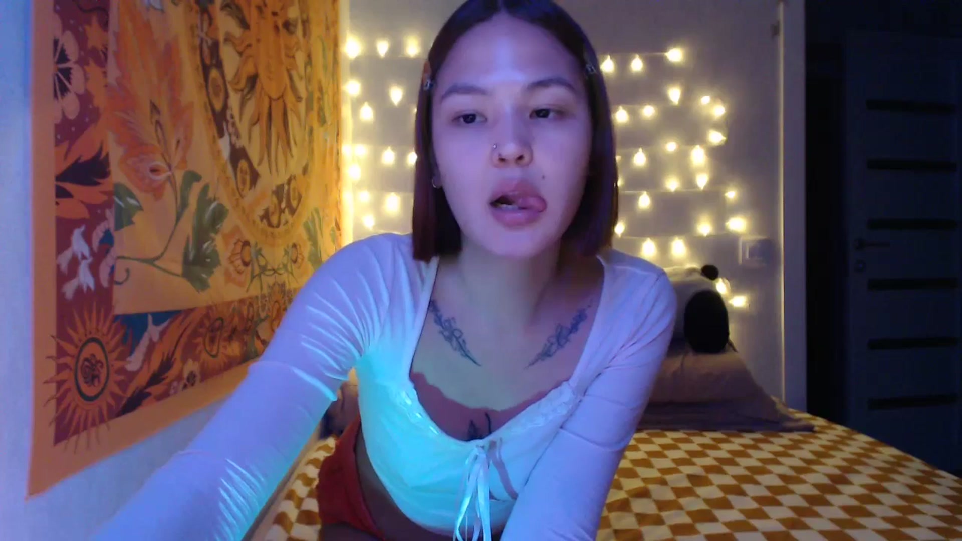 Gallery image thumbnail from Kylie_X's myfreecams stream on, 12/25/2024, 14:29 image 4 of 20