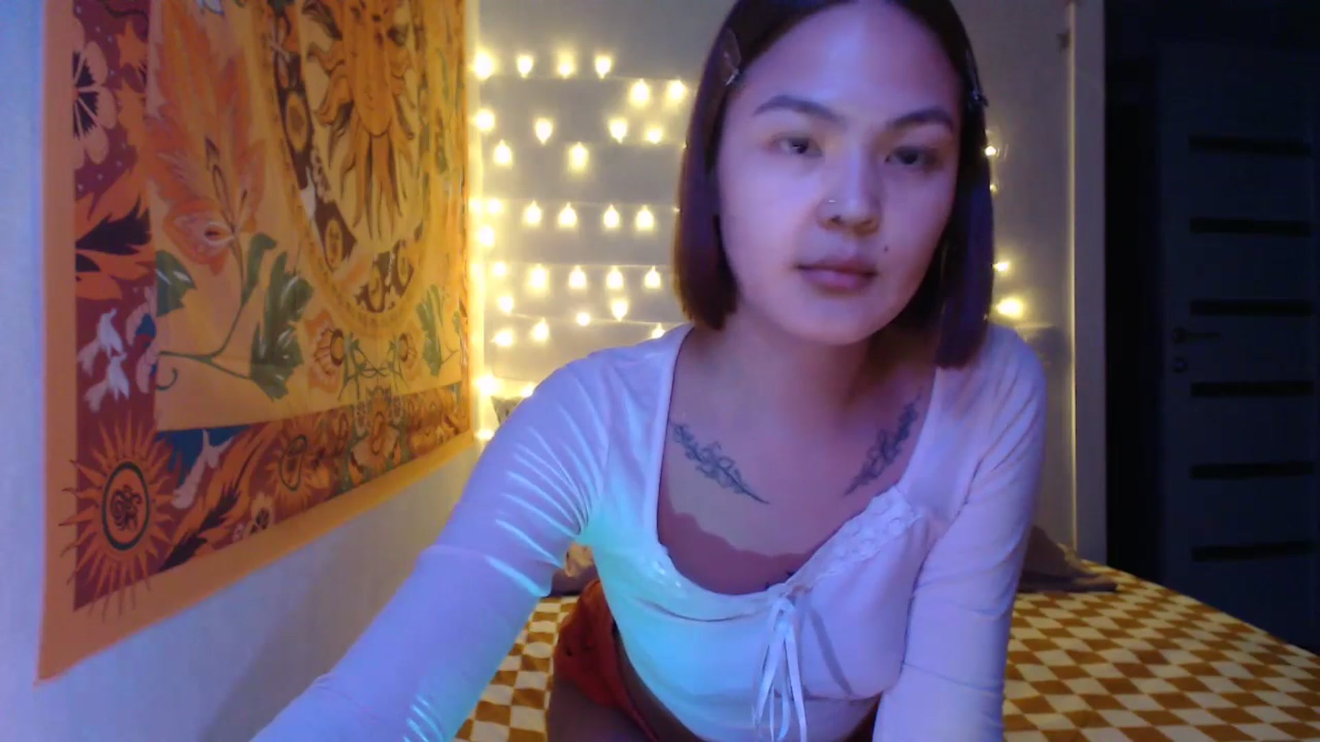 Gallery image thumbnail from Kylie_X's myfreecams stream on, 12/25/2024, 14:29 image 2 of 20