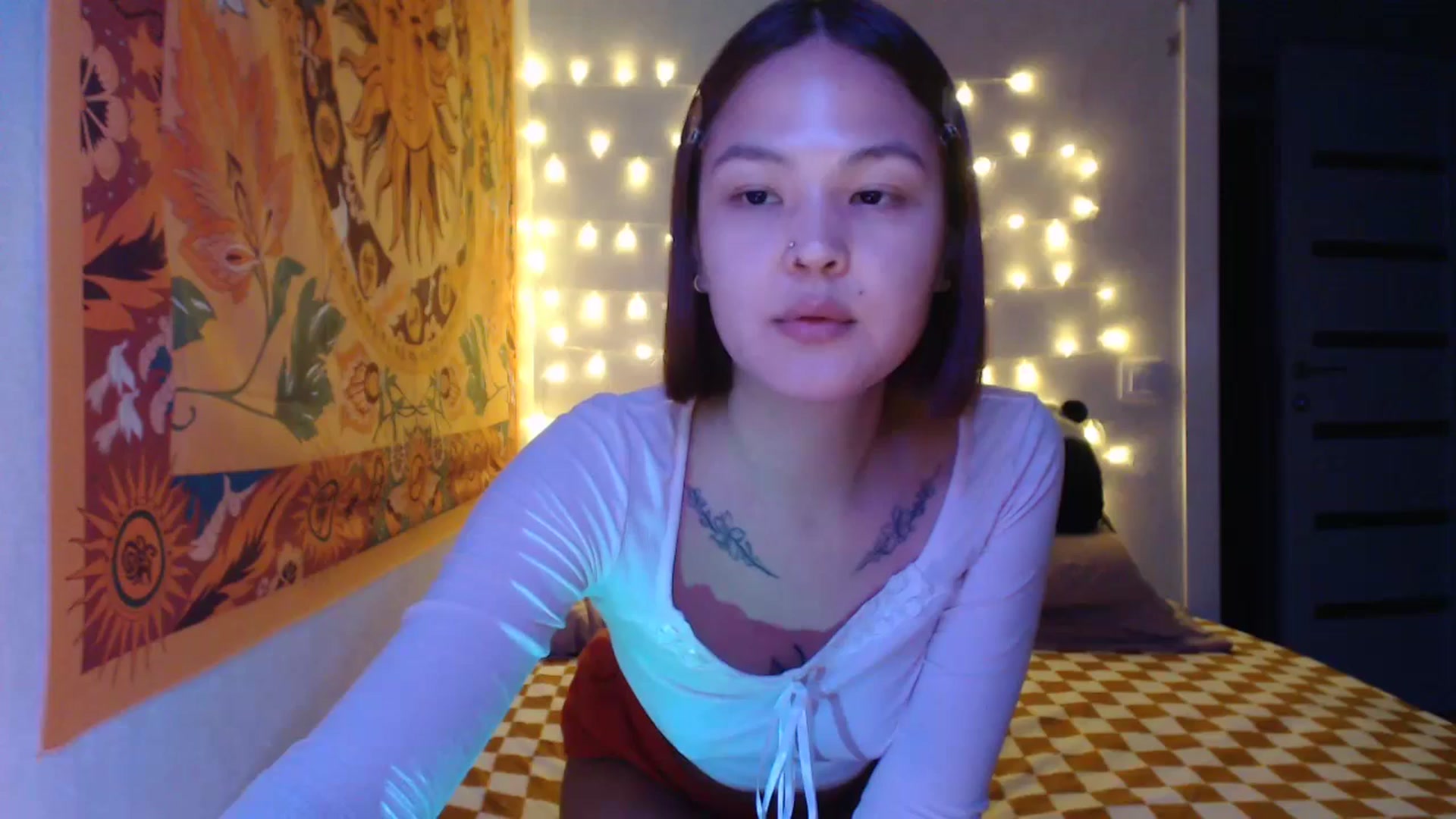 Gallery image thumbnail from Kylie_X's myfreecams stream on, 12/25/2024, 14:29 image 1 of 20