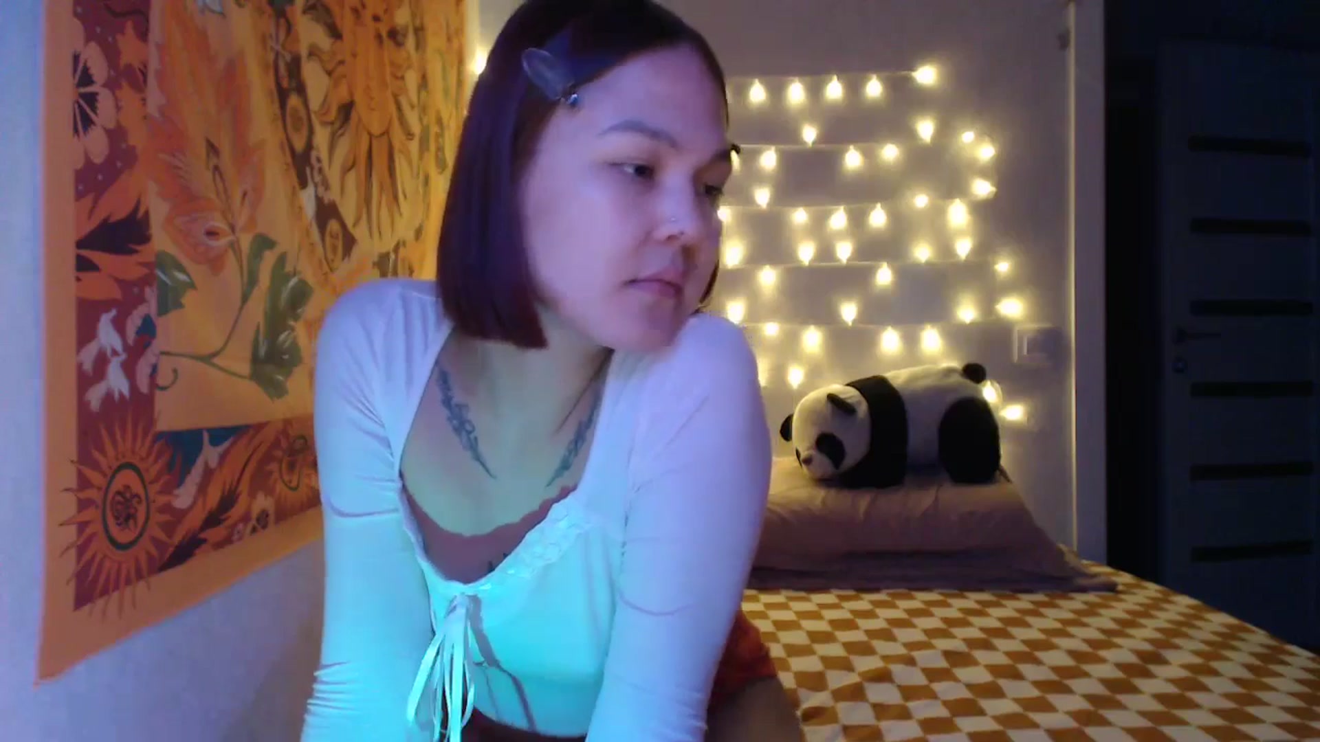 Gallery image thumbnail from Kylie_X's myfreecams stream on, 12/25/2024, 14:29 image 5 of 20