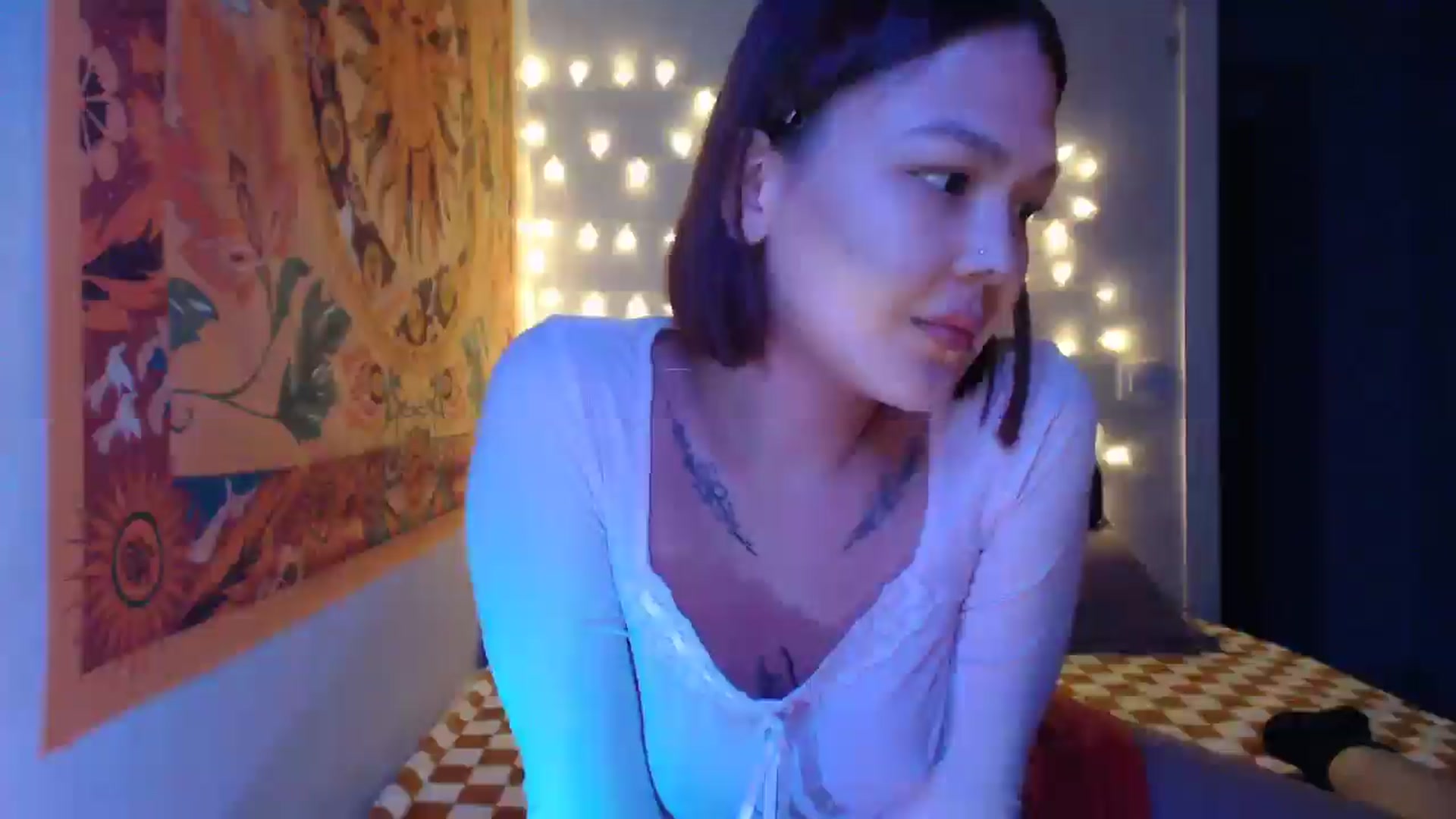 Gallery image thumbnail from Kylie_X's myfreecams stream on, 12/25/2024, 15:51 image 10 of 20