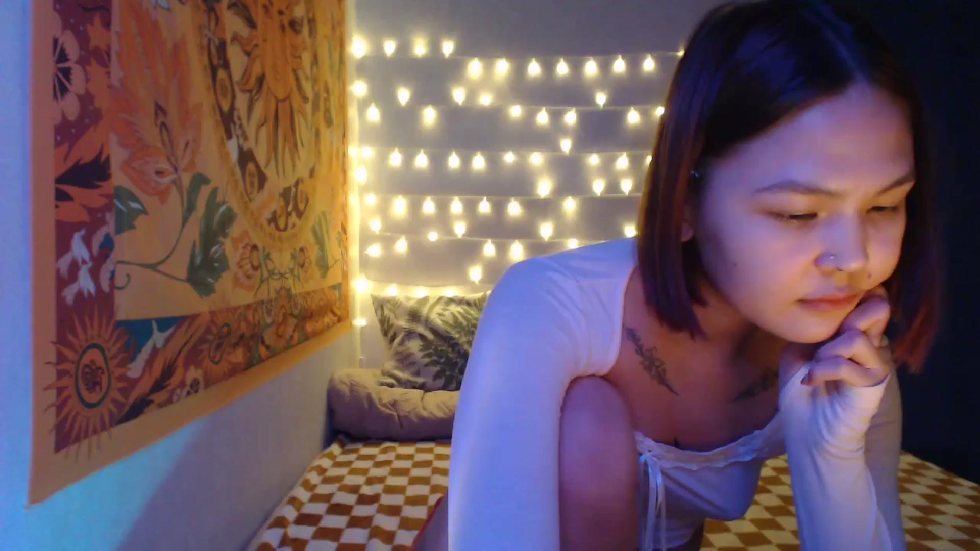 Gallery image thumbnail from Kylie_X's myfreecams stream on, 12/25/2024, 17:00 image 1 of 20