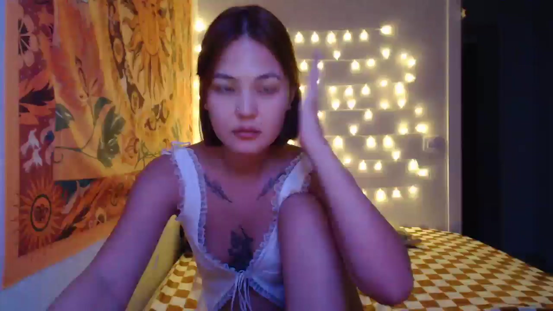 Gallery image thumbnail from Kylie_X's myfreecams stream on, 01/02/2025, 17:31 image 3 of 20