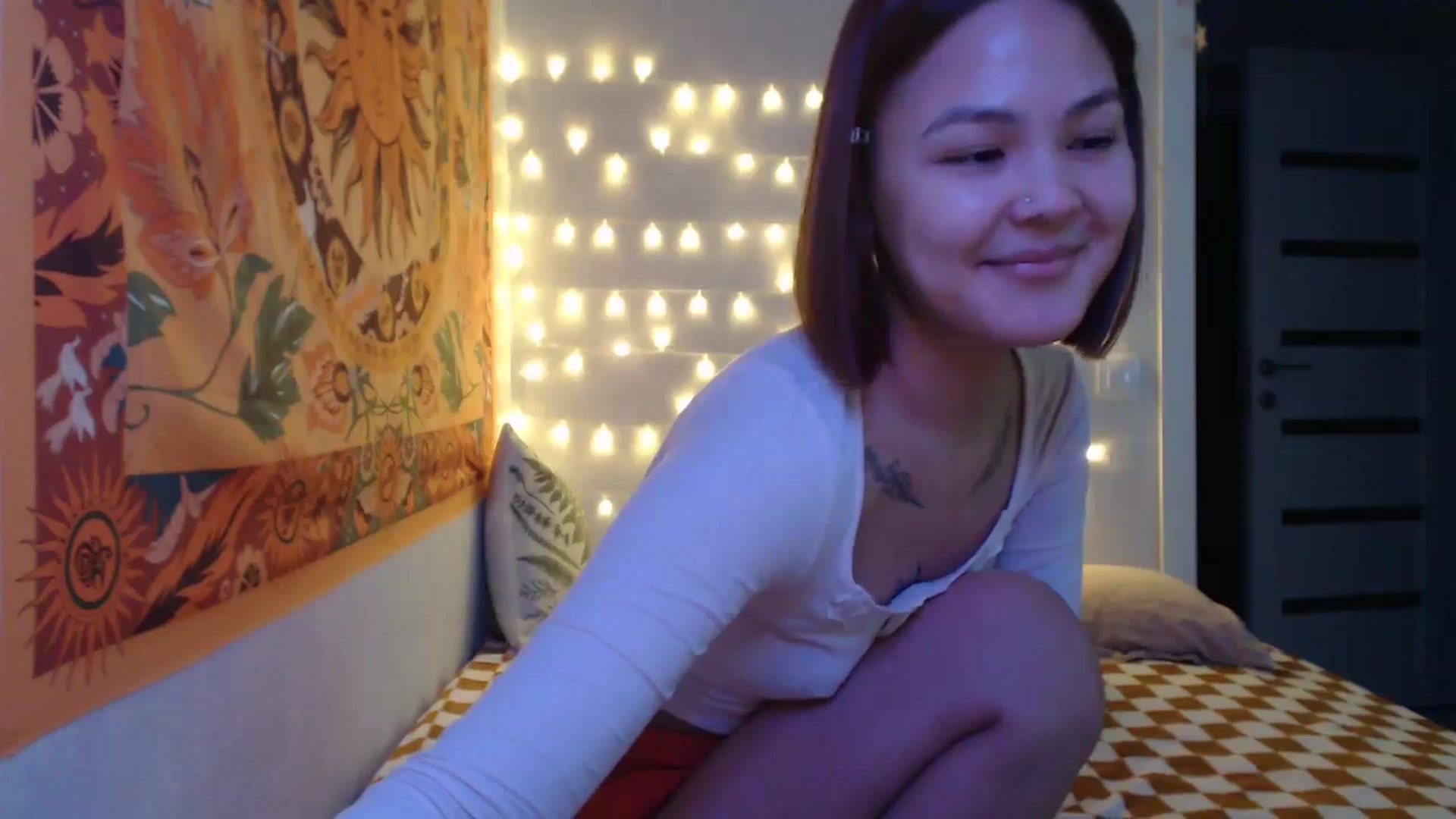 Gallery image thumbnail from Kylie_X's myfreecams stream on, 01/03/2025, 11:25 image 18 of 20