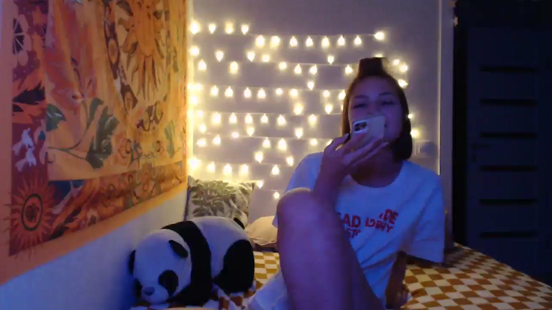 Gallery image thumbnail from Kylie_X's myfreecams stream on, 01/04/2025, 17:25 image 5 of 20