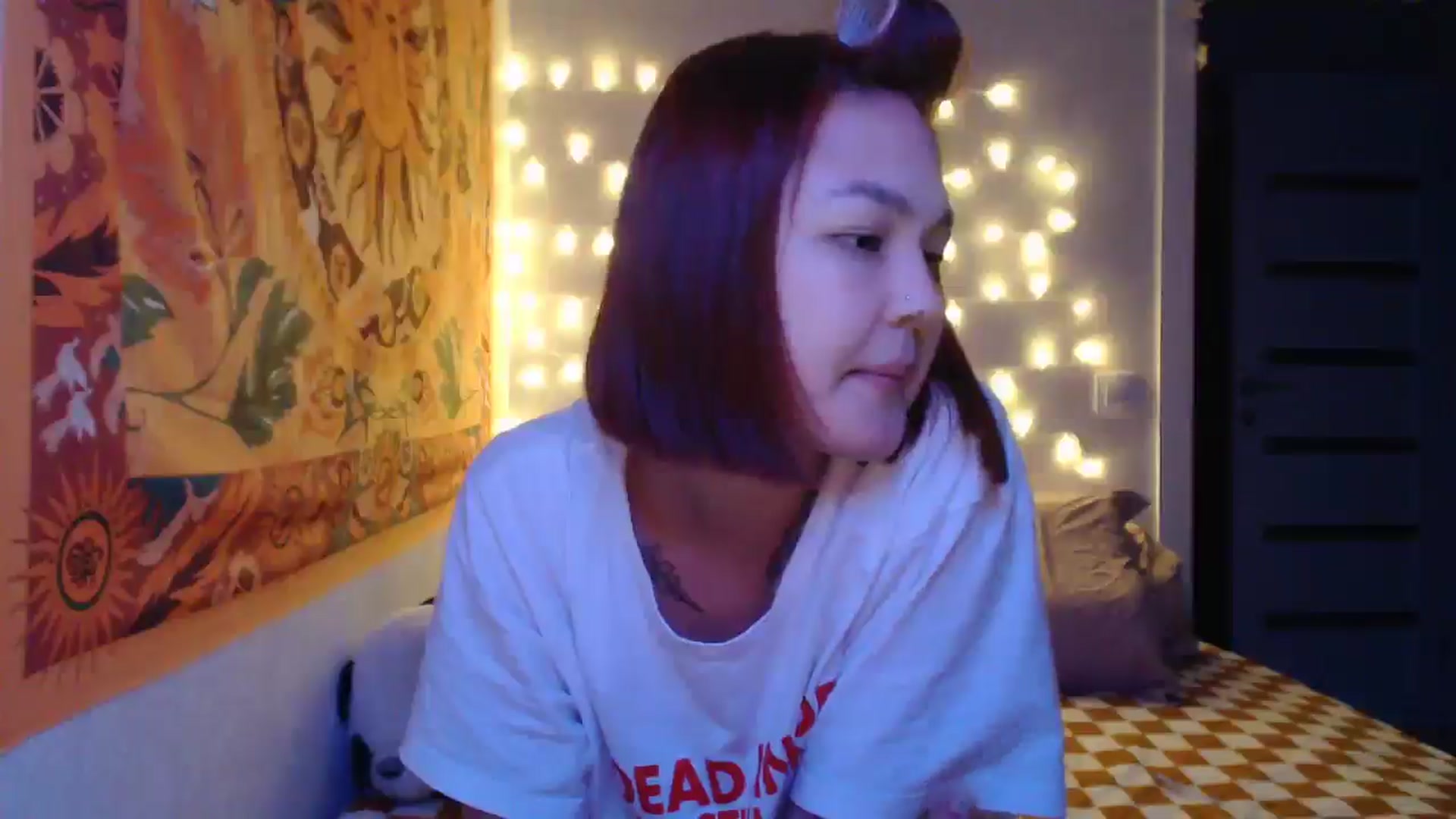 Gallery image thumbnail from Kylie_X's myfreecams stream on, 01/04/2025, 17:25 image 15 of 20