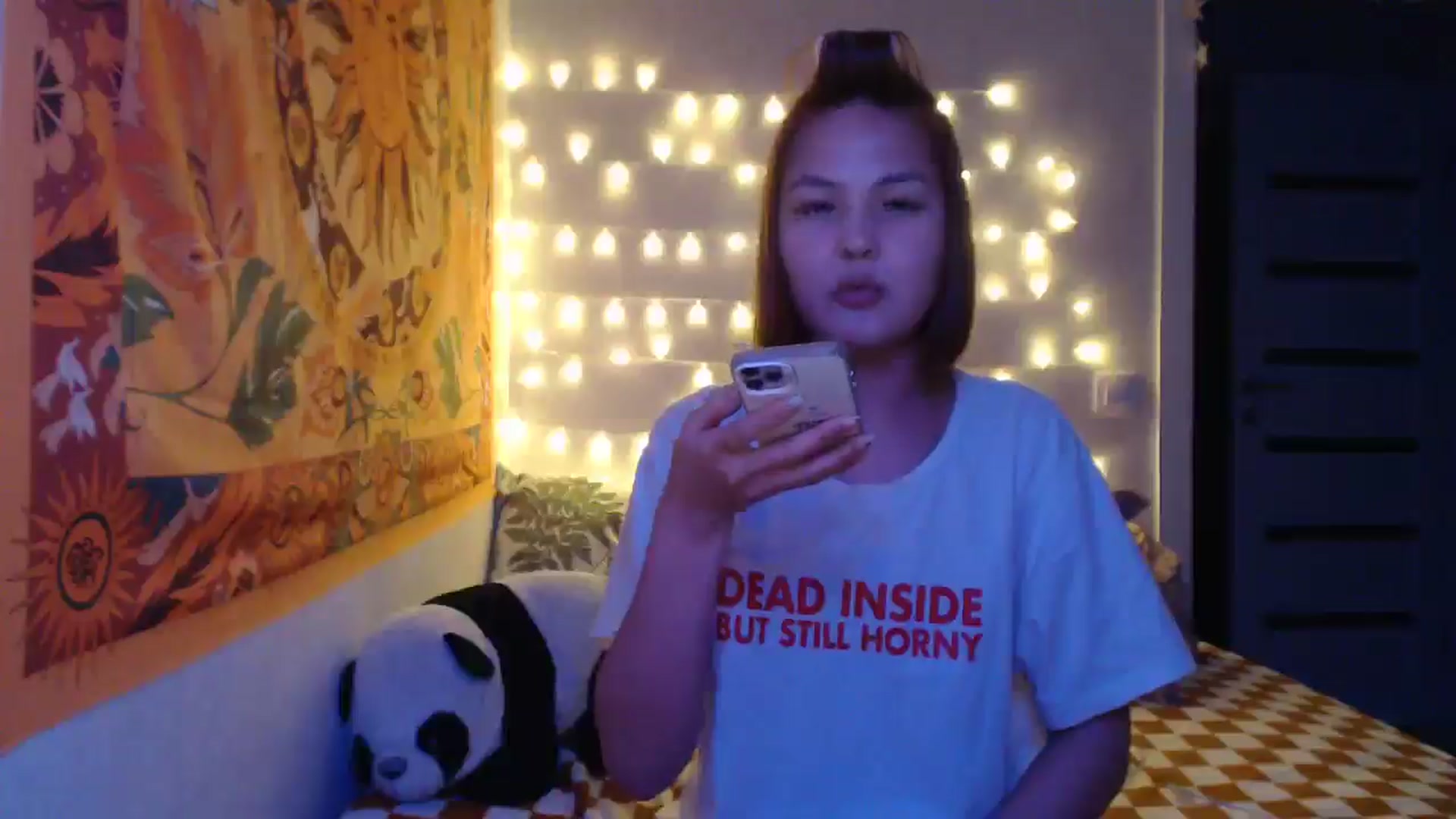 Gallery image thumbnail from Kylie_X's myfreecams stream on, 01/04/2025, 17:25 image 14 of 20
