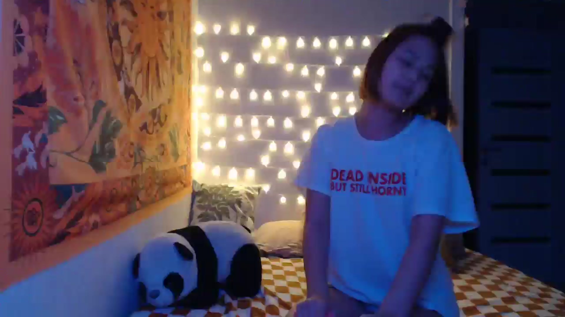 Gallery image thumbnail from Kylie_X's myfreecams stream on, 01/04/2025, 17:25 image 20 of 20
