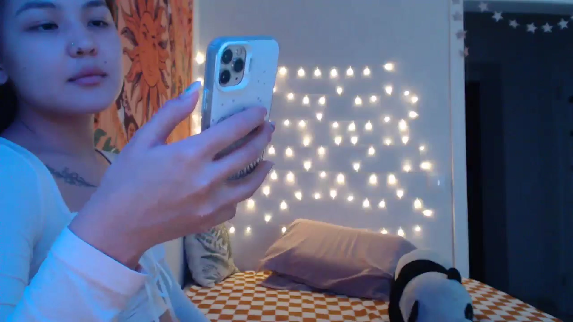 Gallery image thumbnail from Kylie_X's myfreecams stream on, 01/10/2025, 11:23 image 8 of 20