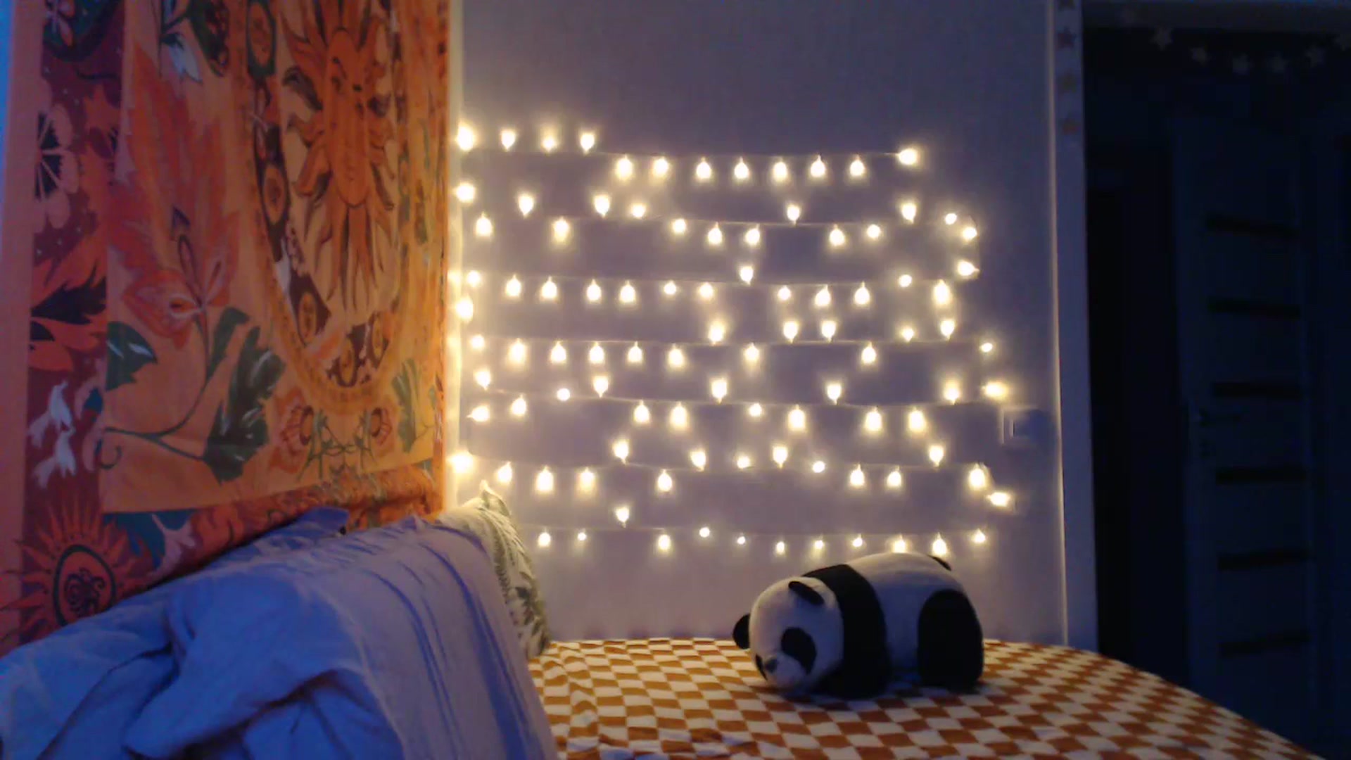 Gallery image thumbnail from Kylie_X's myfreecams stream on, 01/15/2025, 19:32 image 9 of 20