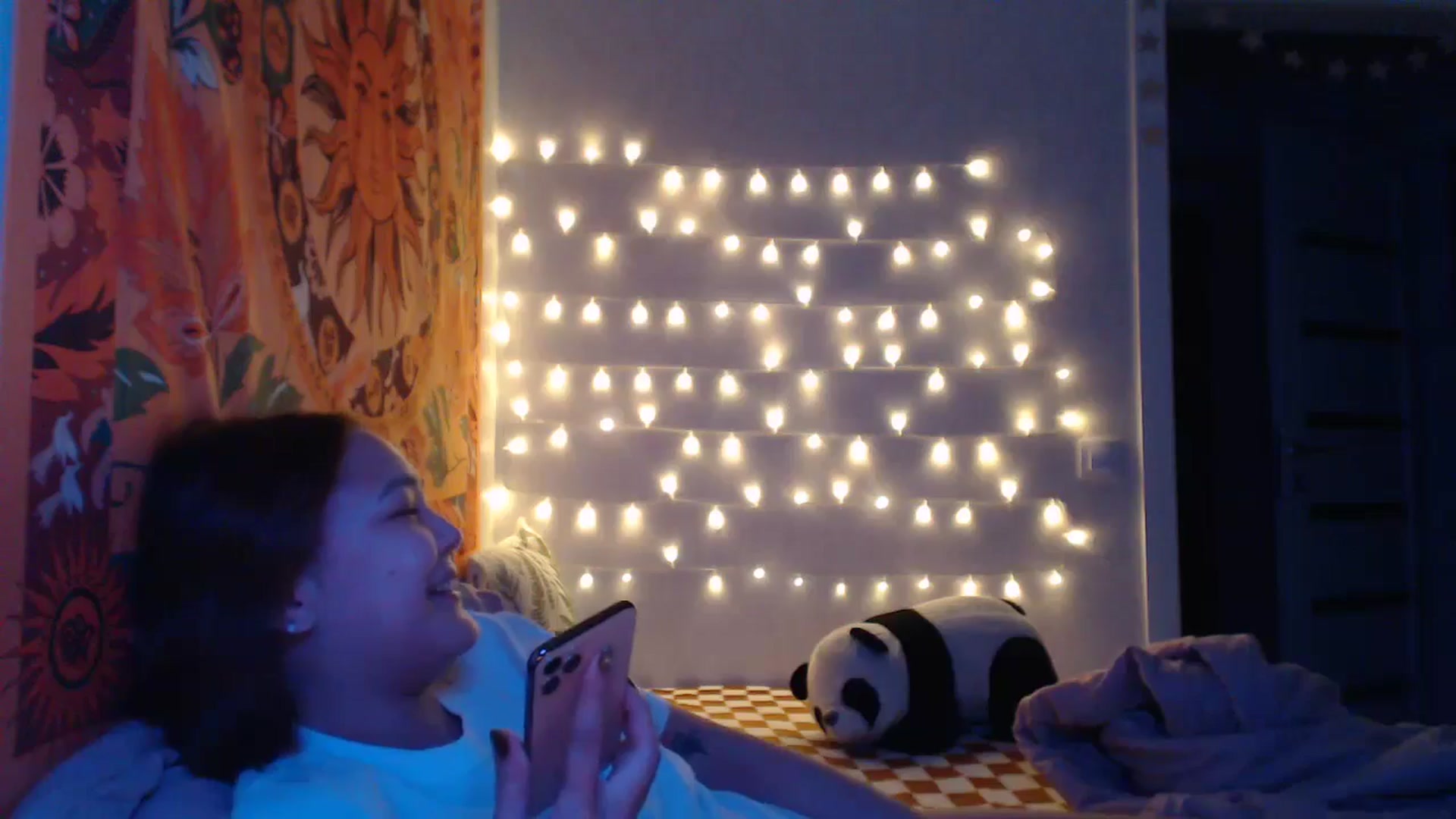 Gallery image thumbnail from Kylie_X's myfreecams stream on, 01/15/2025, 19:42 image 18 of 20