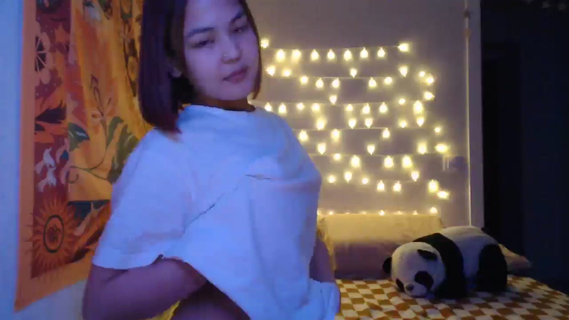Gallery image thumbnail from Kylie_X's myfreecams stream on, 01/16/2025, 15:34 image 9 of 20