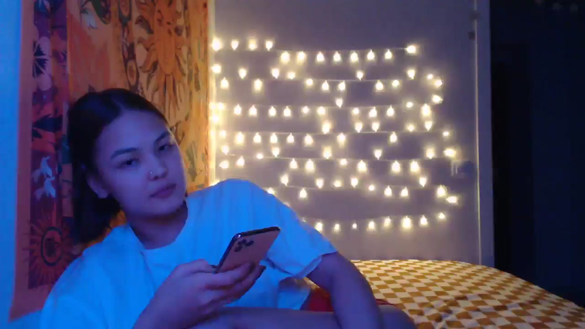Gallery image thumbnail from Kylie_X's myfreecams stream on, 01/20/2025, 16:42 image 7 of 20