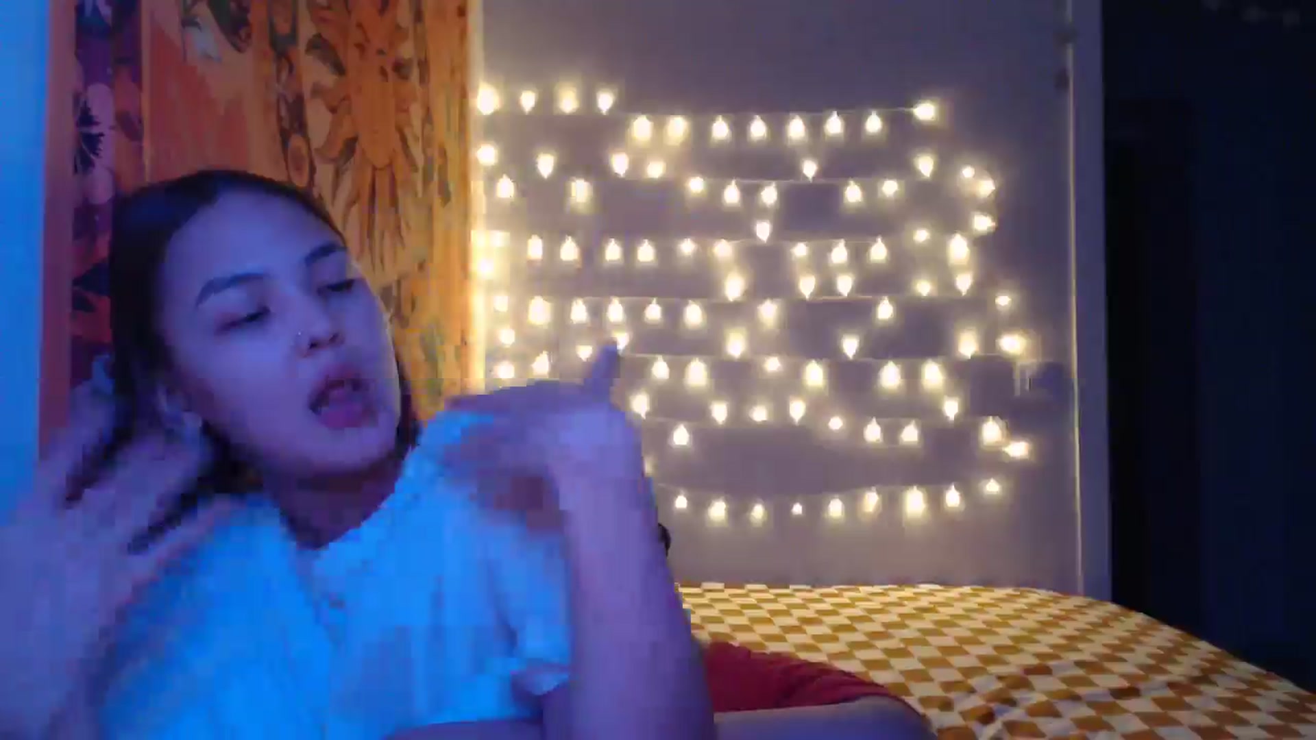 Gallery image thumbnail from Kylie_X's myfreecams stream on, 01/20/2025, 16:42 image 5 of 20