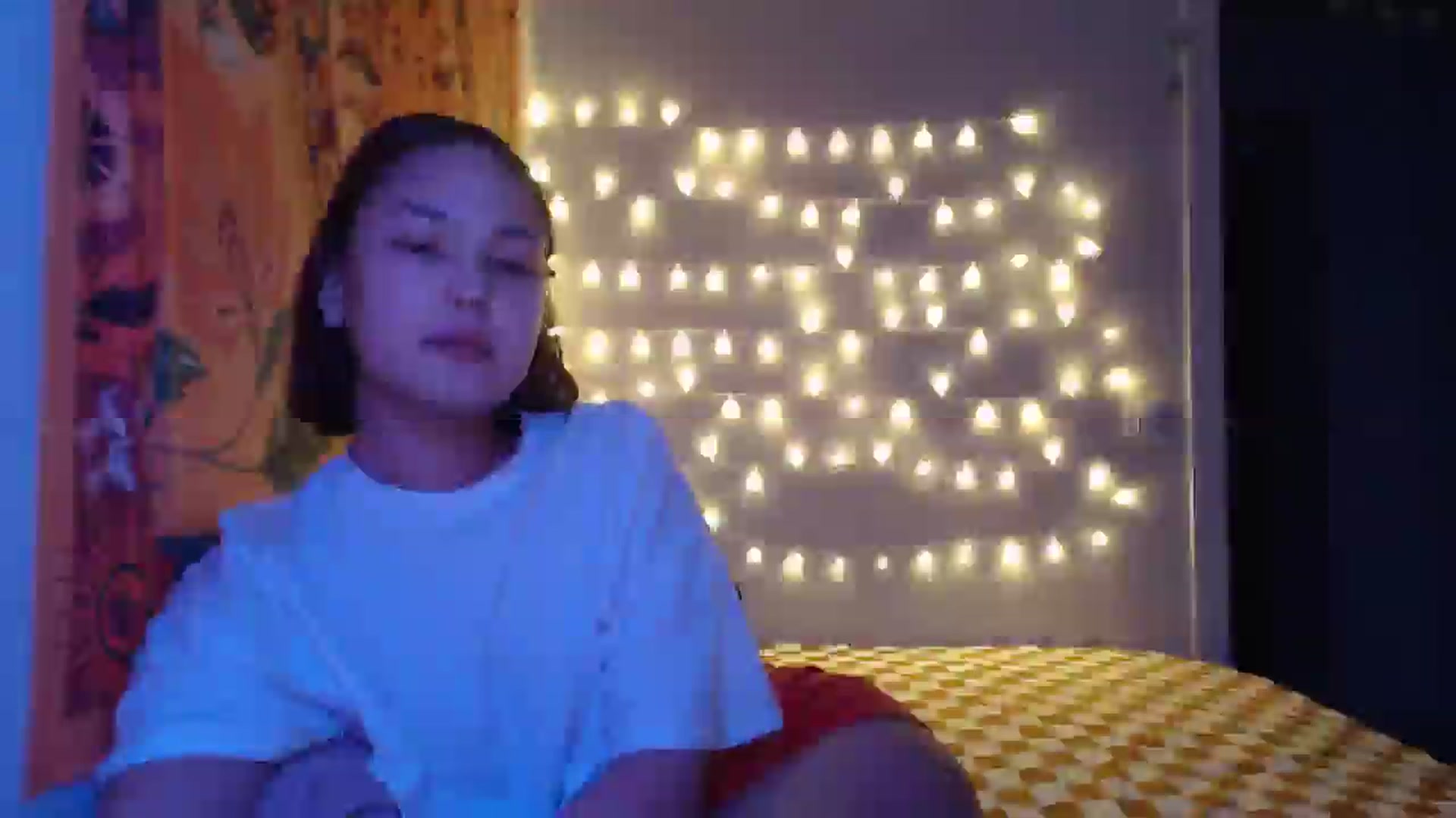 Gallery image thumbnail from Kylie_X's myfreecams stream on, 01/20/2025, 16:42 image 15 of 20