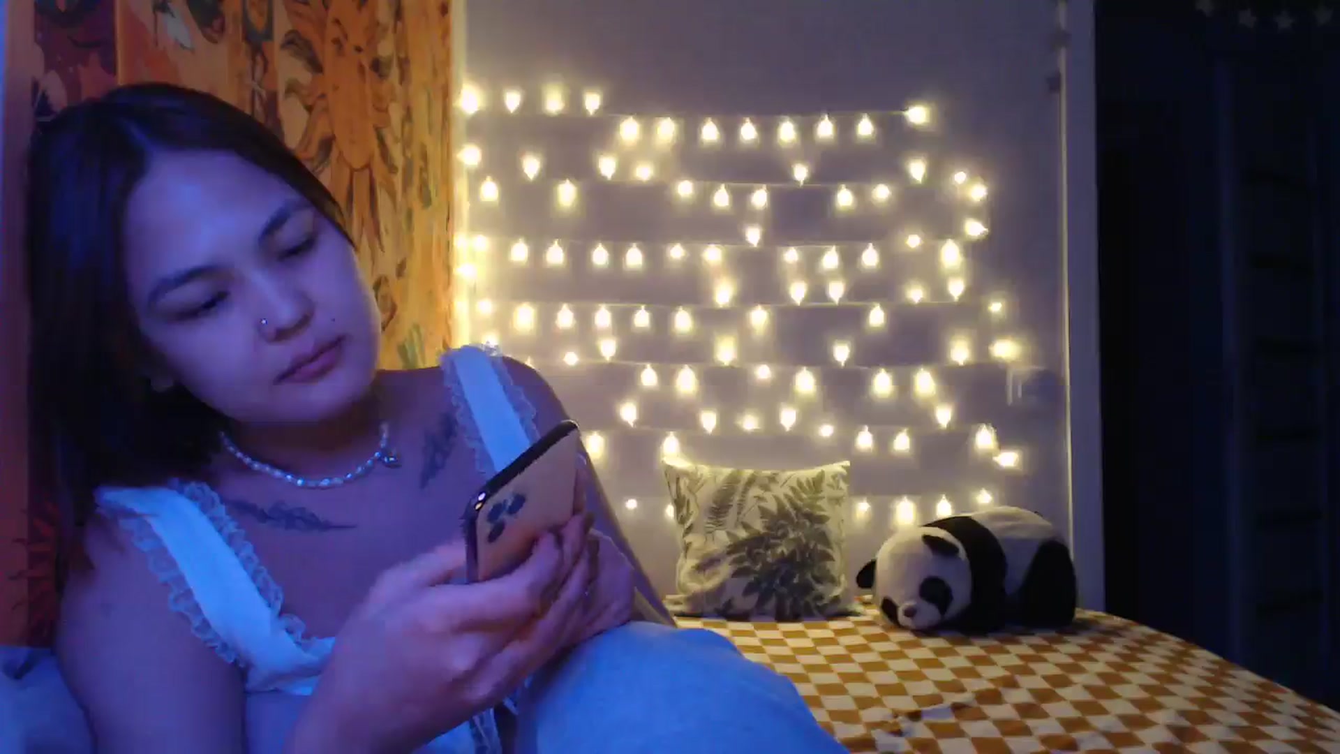 Gallery image thumbnail from Kylie_X's myfreecams stream on, 01/24/2025, 14:40 image 2 of 20