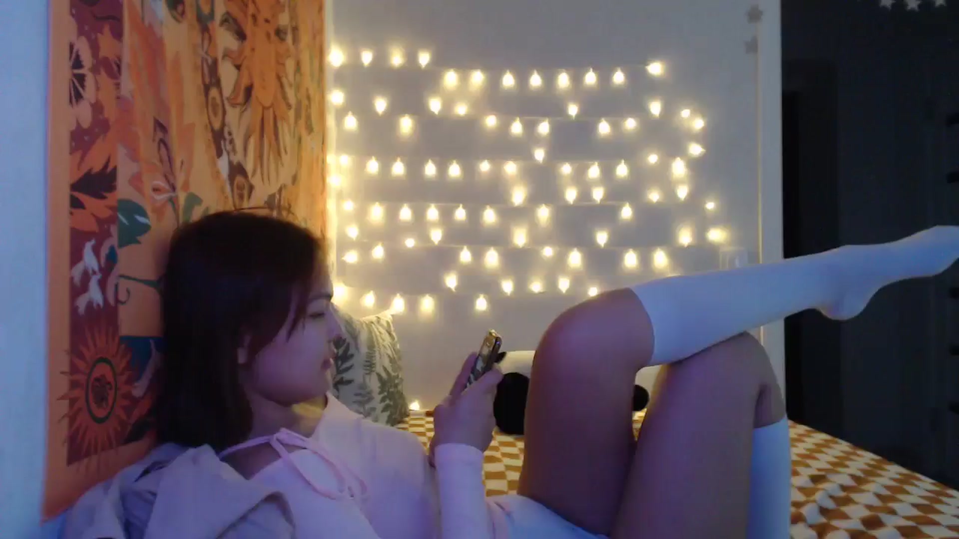 Gallery image thumbnail from Kylie_X's myfreecams stream on, 01/27/2025, 13:12 image 14 of 20