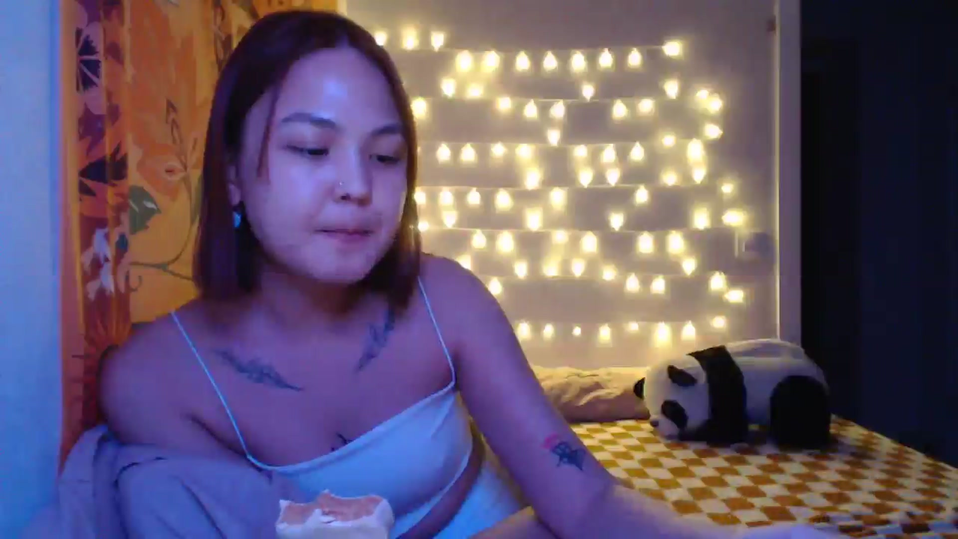 Gallery image thumbnail from Kylie_X's myfreecams stream on, 01/28/2025, 18:46 image 15 of 20