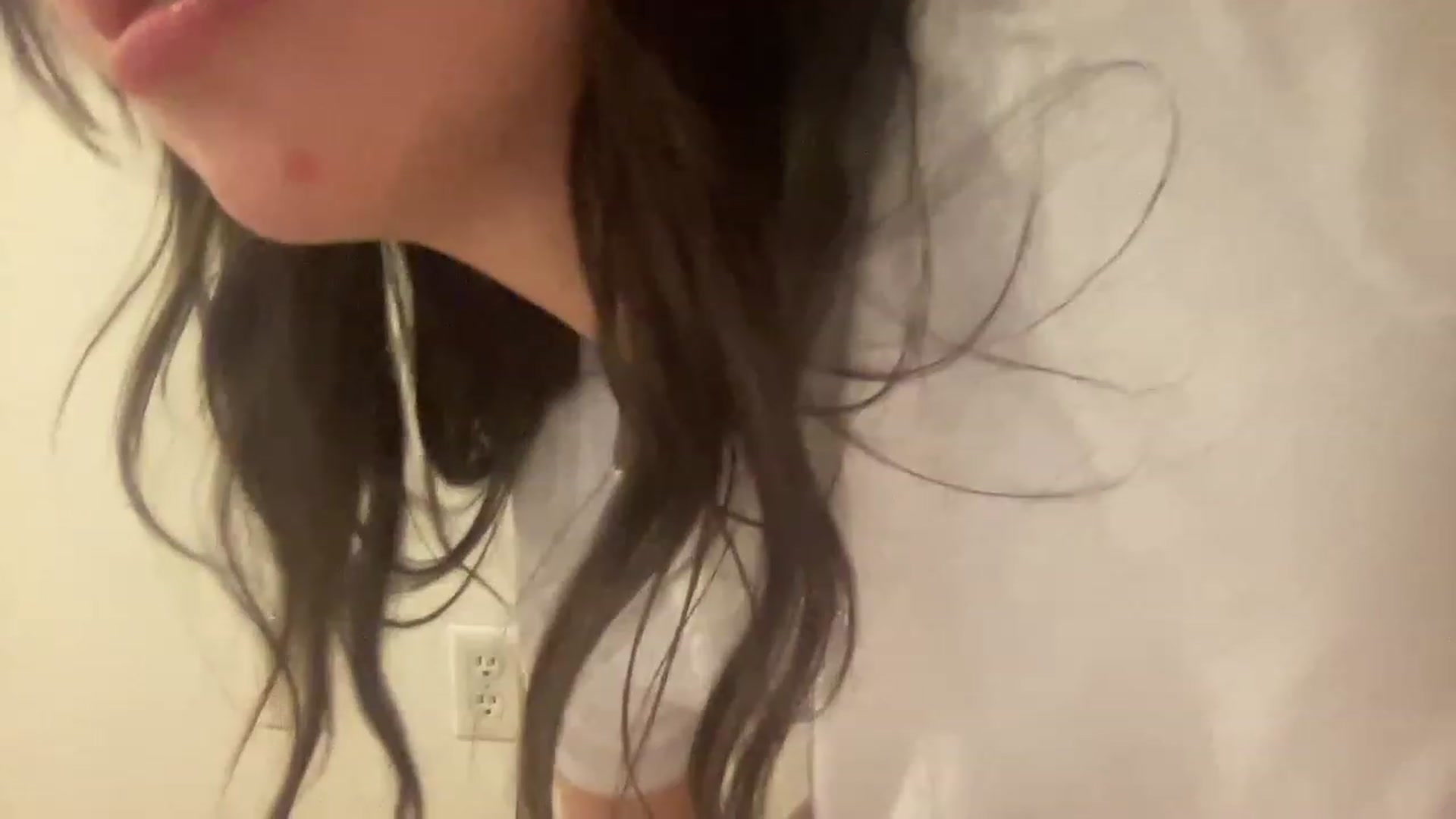 Gallery image thumbnail from Kyliekent's myfreecams stream on, 07/30/2023, 01:51 image 12 of 20