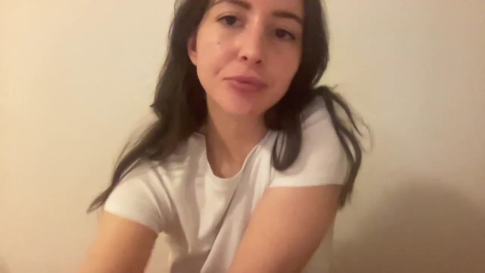 Gallery image thumbnail from Kyliekent's myfreecams stream on, 07/30/2023, 03:04 image 8 of 20